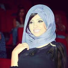 عائشة عياش تمثل أمام محكمة مراكش و تحقيقات تورط سيمو بلبشير في ملف حمزة مون بيبي !