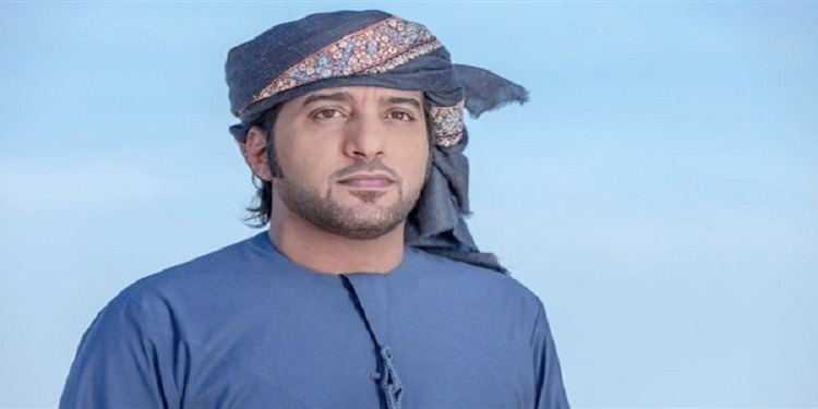 عيضة المنهالي يطلق مبادرةعيشي_بلادي في مواقع التواصل الإجتماعي وينشد النشيد الوطني للإمارات
