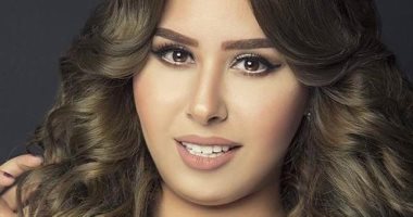 مجلس نقابة المهن الموسيقية يقرر إيقاف المطربة إيناس عز الدين
