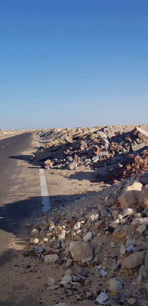إلتقي المحافظ عدداً من المواطنين، واستمع إلى مطالبهم ووجه بسرعة التجاوب معها