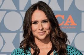 Jennifer Love Hewitt