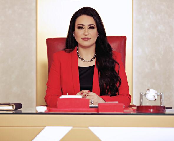 نشوة الرويني تناقش مشروعات تخرج قسم الإعلام 2020 بالإسكندرية