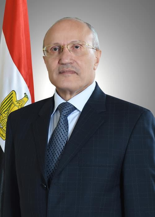 وزيرة الثقافة تنعى الفريق محمد العصار
عبد الدايم : مصر فقدت احد رجالها المخلصين
