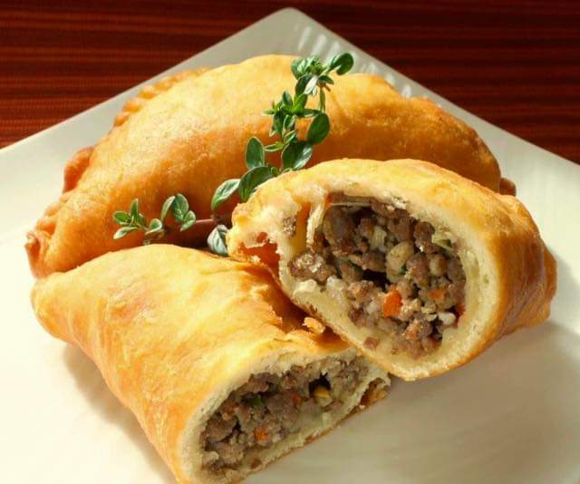 فطاير اللحم والخضار