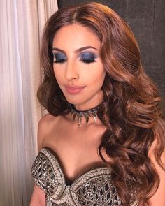 فنانة المكياج نينا أوبي تشارك نصائحها حول إعادة تكوين مكياج هالو للعيون في المنزل