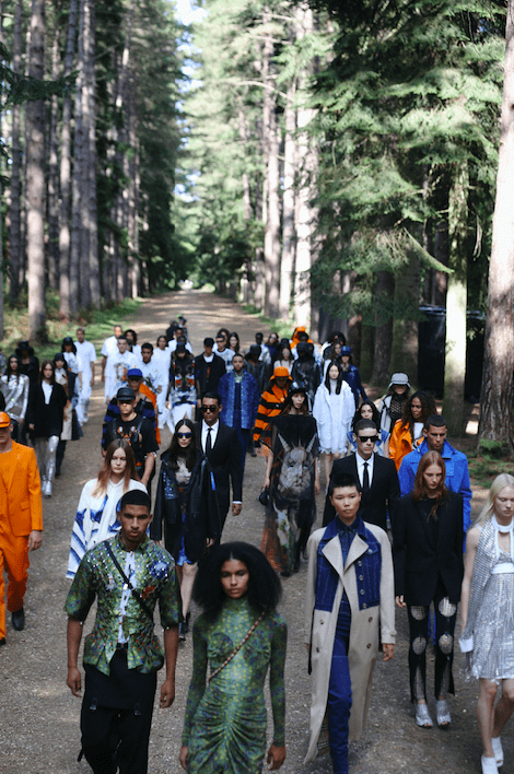 London Fashion Week Comes Into Bloom with Burberry’s Digital Livestream