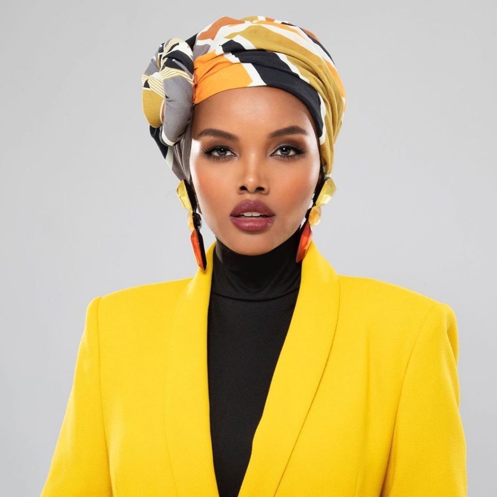 Halima a crédité sa mère pour avoir ouvert les yeux '' et révèle que sa mère lui a en fait demandé d'arrêter le mannequinat il y a longtemps