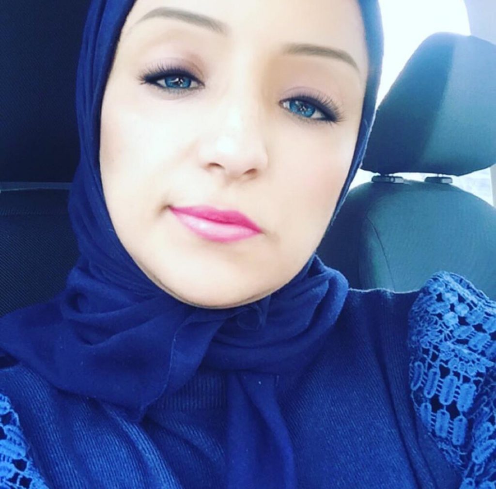 الدكتورة الإعلامية سفيرة النوايا الحسنة بالحلم العربي سهام حليلة