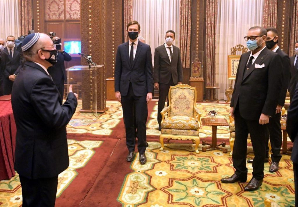 الملك يستقبل الوفد الاسراءيلي