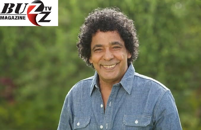 تفاصيل حالة المطرب محمد منير الصحية بعد نقله للمستشفي