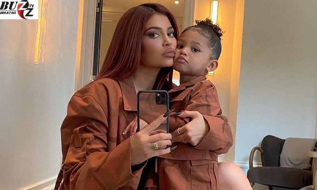 Kylie Jenner delights fans with pregnancy photo of baby bump