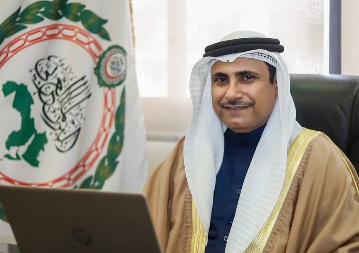 رئيس البرلمان العربي يُثمن مبادرة دبي العالمية لإيصال لقاحات كورونا إلى الدول النامية
