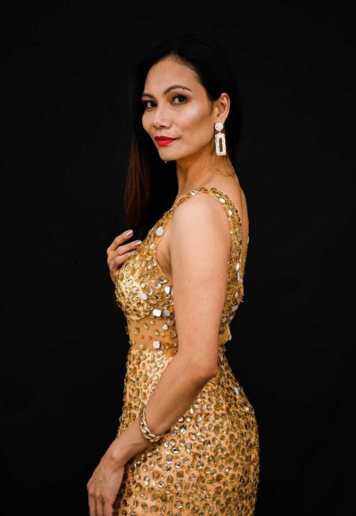 To show my capabilities, share my experiences and contribute in any way I can in the modelling fiel