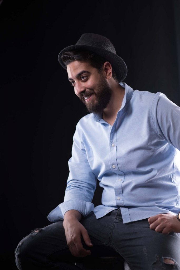 انه سعيد بانجاز منتخب اليد وفخور بهم رغم خسارتهم وانا وفريق العمل قرر عمل هذه الاغنية لكي نخلد هذا الانجاز وهذا الجيل الذي حرف اسمه في التاريخ العالمي