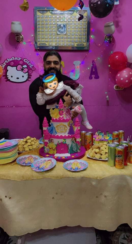 إحتفل الملحن أحمد البرازيل و زوجته المطربة ميرنا طارق بعيد ميلاد إبنتهم "ديچا" الأول في إطار عائلي