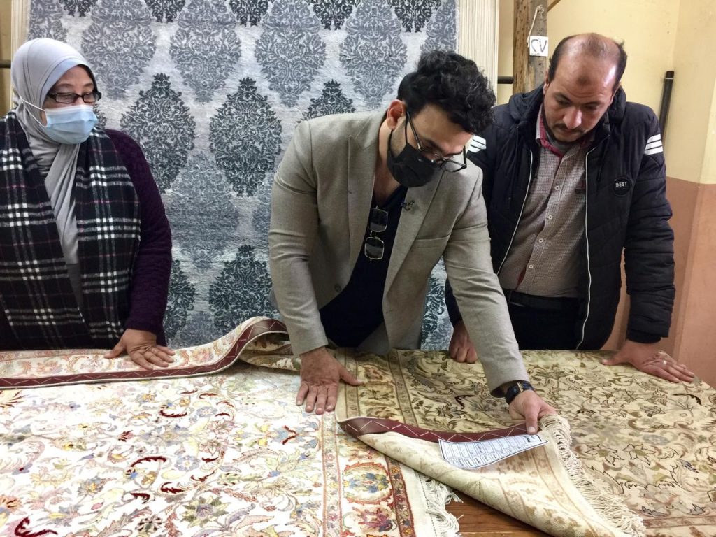 اكد فايق ان علينا جمعيا المشاركه في حمله " خلاويص " مع مؤسسه مصر الخير في دعم الغارمين 