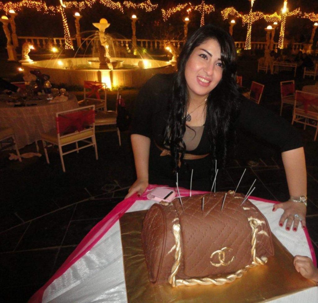 سيده الاعمال moora el gindy