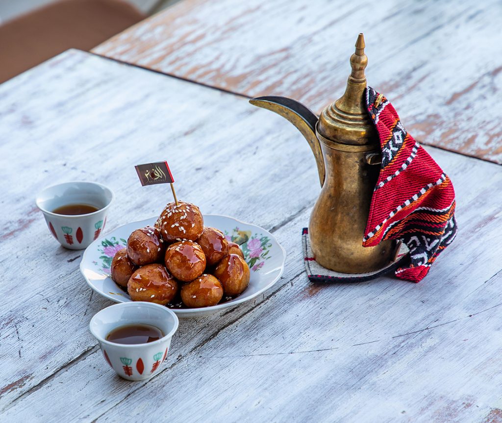 تضم دبي العديد من المطاعم الرائعة غير المعروفة، وفي إطار سعيه لتسليط الضوء على المطاعم غير المعروفة