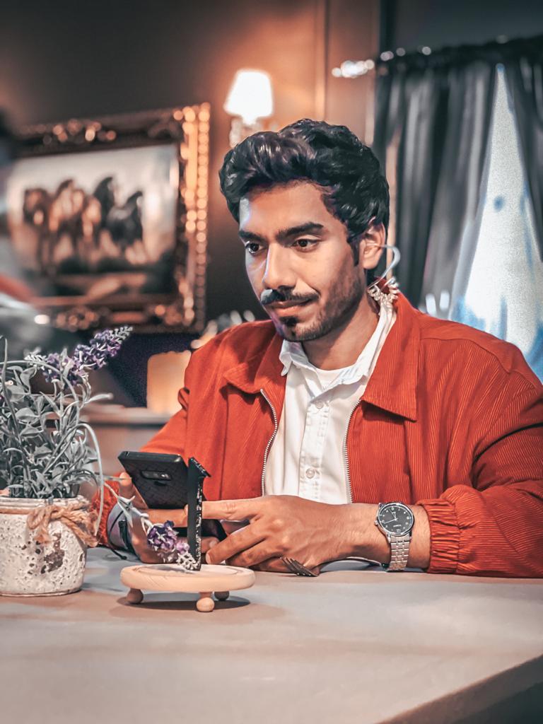 "رمضان مع حسن صقر" من إعداد وإخراج وتقديم حسن صقر