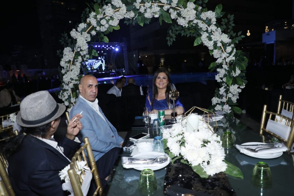 رجل الاعمال د/هاني هيبه رئيس مهرجان Miss Queen Business Women يهنئ moora el gindy