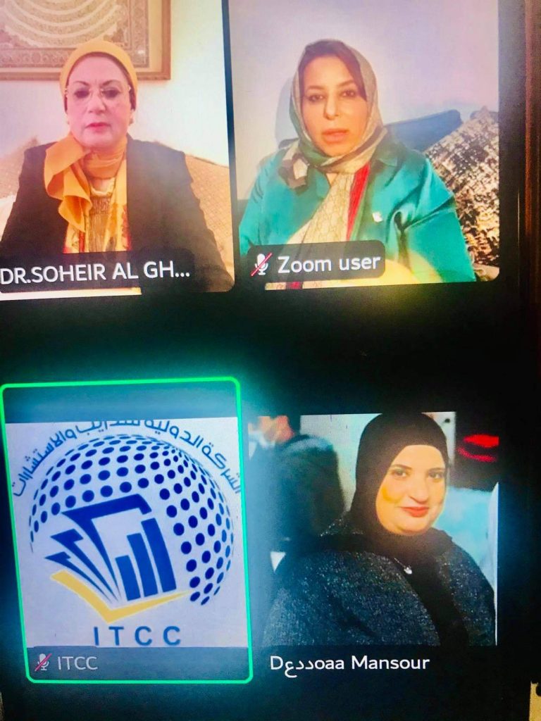  ضم الملتقى نحبة من رائدات العمل الإجتماعي والميداني في تخصصات وبرزت في الملتقى