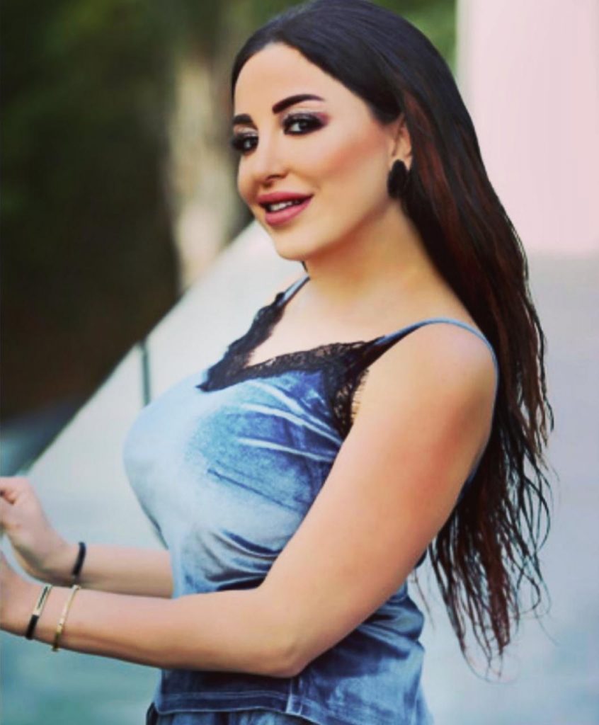 ليال خوري  تطرح أغنيتها " زمن واطي"