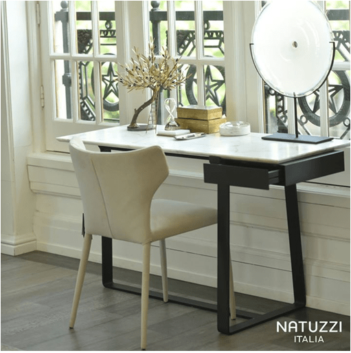 Transform your home into your dream office with Natuzzi’s exquisite desk selection