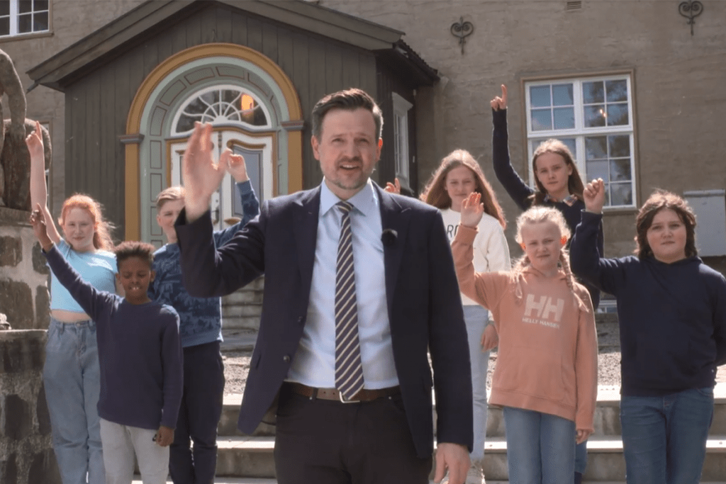 Norway pledges US$430 million to Global Partnership for Education “Raise Your Hand” campaign