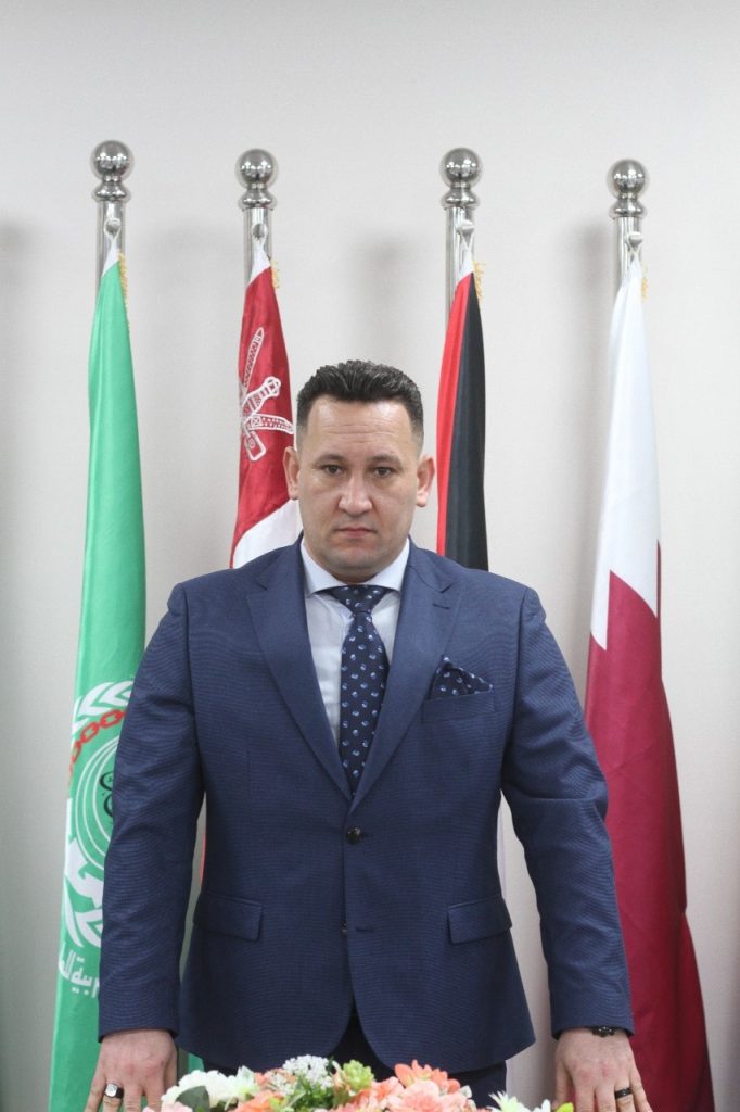 من الأسباب أيضا زيادة إقامة المعارض الخارجية للترويج للمنتج المصري في الدول الخارجية عن طريق وزارة التجارة والصناعة