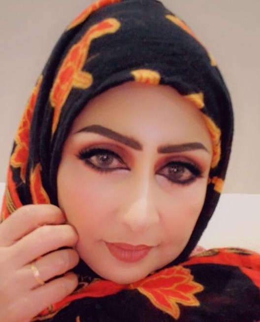 الفنانة اليمنية أفراح خان في القاهرة لتصوير عمل درامي جديد