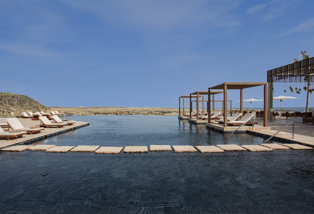 دعم السياحة المستدامة، تتبنى فنادق أليلا معايير تشغيل EarthCheck، حيث تدمج العناصر الطبيعية والمادية والثقافية لبيئاتها