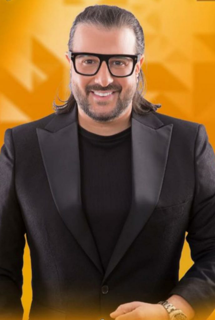مسلسل "إجازة مفتوحة" هو من نوعية الأعمال التى تنتمى الـ40 حلقة، وهو ظهور متميز وخاص للنجم كريم أبو زيد،