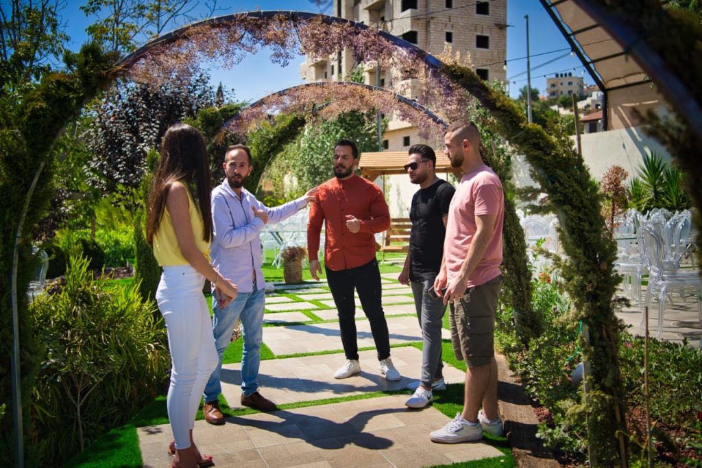 نادر حمودة وصل لمرحلة العروض المباشرة في برنامج اكتشاف المواهب "آراب أيدول" بموسمه الرابع