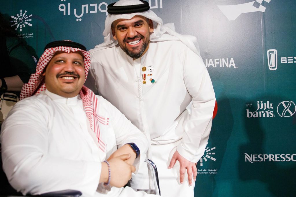 دعا العالم أجمع لزيارة "اكسبو 2020 دبي" في الإمارات
حسين الجسمي "يَطرب" على غناء الجمهور السعودي في جدة إحتفالاً باليوم الوطني الـ91 للمملكة