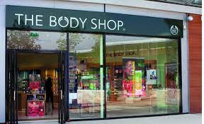 اجعلي شعرك قوياً مثلك مع مساعدة بسيطة من The Body Shop