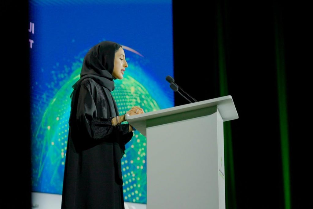 لمعالي شما المزروعي، وزيرة الدولة لشؤون الشباب نائب رئيس مركز الشباب العربي أثناء مشاركتها في جلسة حوارية ضمن فعاليات الدورة السابعة من القمة العالمية للاقتصاد الأخضر التي انعقدت على أرض إكسبو 2020 دبي.
