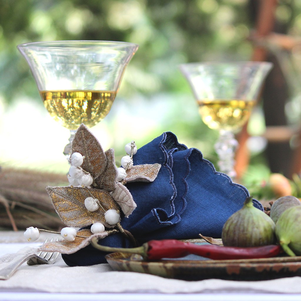White Leaf Napkin Tie, AED140
