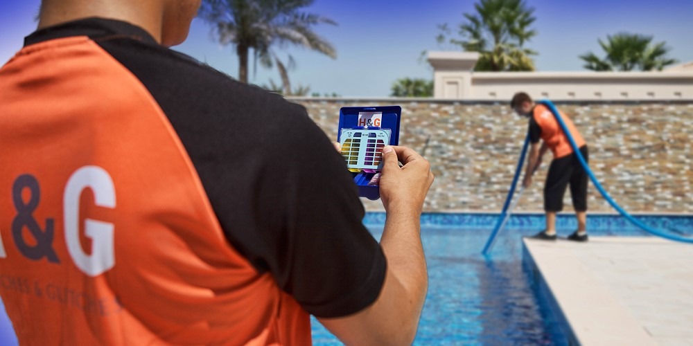 Hitches & Glitches is a technology-led office and home maintenance business