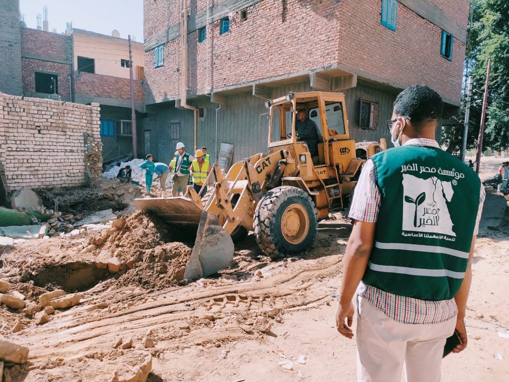 المؤسسة بمجرد حدوث أزمة السيول بالمحافظة رفعت درجة الاستعداد وتم تشكيل فريق عمل لإدارة عمليات الإغاثة