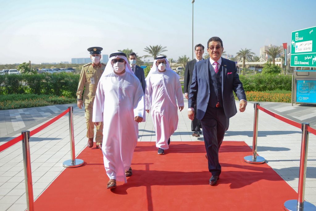 خلال استقبال معالي الفريق ضاحي خلفان تميم نائب رئيس الشرطة والأمن العام في دبي