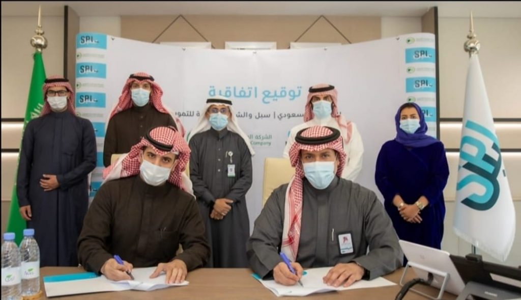 سبل توقع اتفاقية مع الوطنية للتمويل لتقديم خدماتها عبر فروع البريد المنتشرة بالمملكة