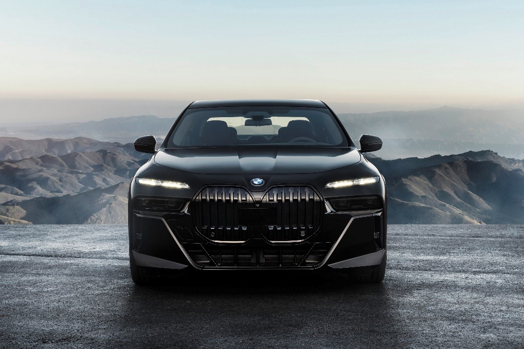  BMW