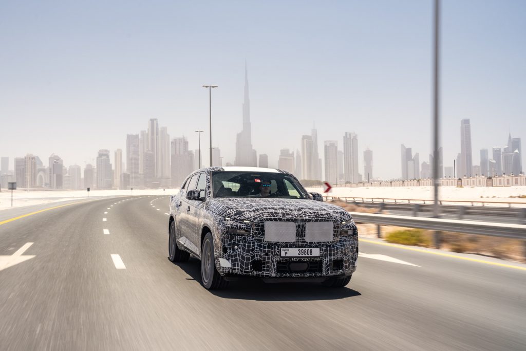 سيارة BMW XM المذهلة