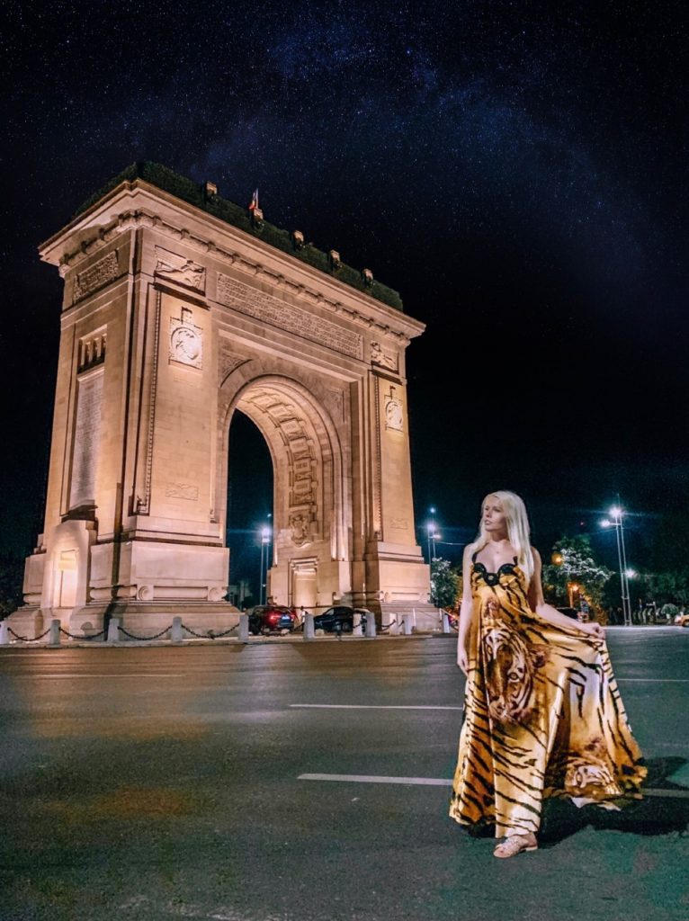 Location: The Arc de Triomphe, Bucharest, Romania
Edit: Olya Popova @missolyalyaa
