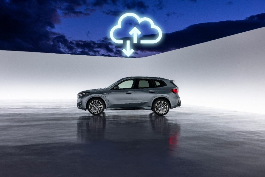 مجموعة BMW تتعاون مع خدمات أمازون ويب AWS