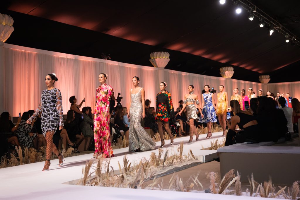 Naeem Khan's SS23 Fashion