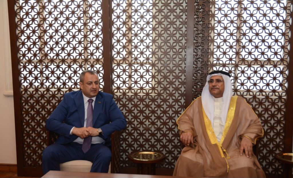 عادل العسومي