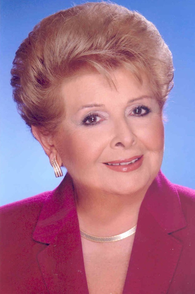 Vefa Alexiadou 
