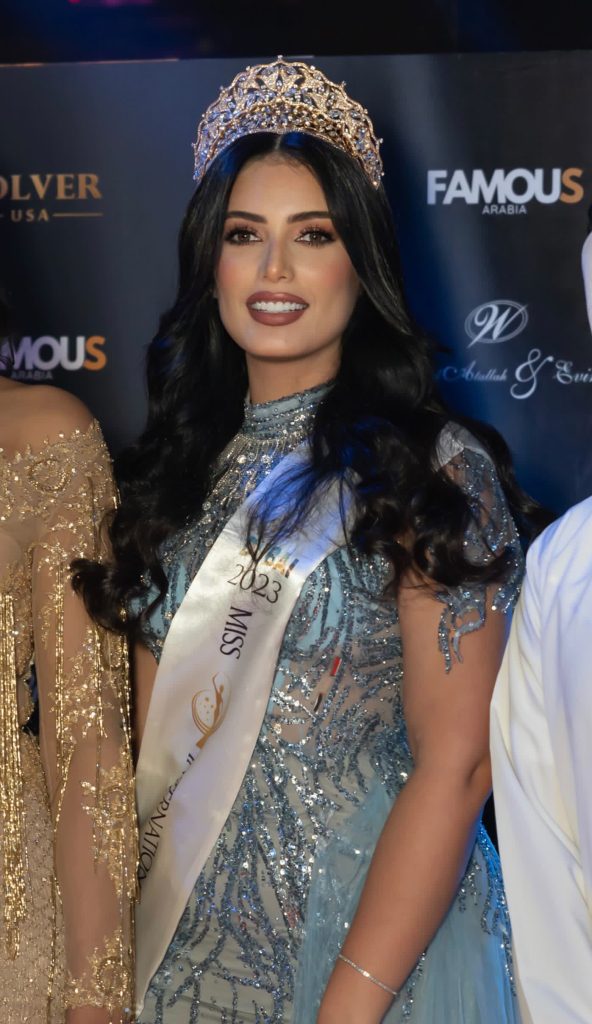 فاتن