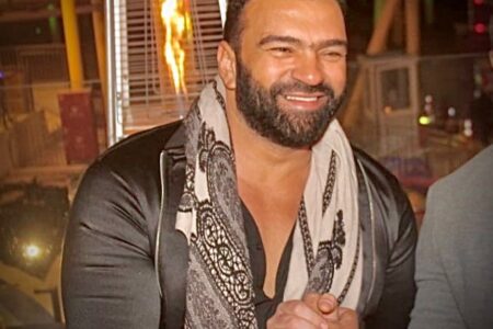 شندي يحيي من بطل مصارعة الى رائد في مجال الحراسات